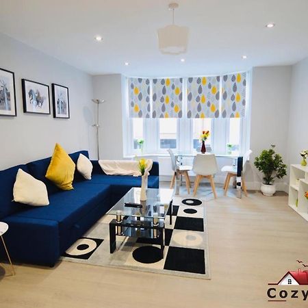 Luxury Central Self Contained Flat By Cozynest Reading Buitenkant foto