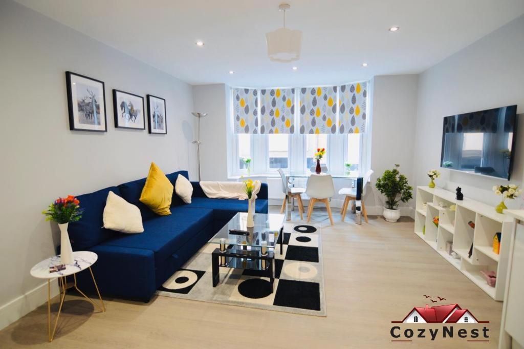 Luxury Central Self Contained Flat By Cozynest Reading Buitenkant foto
